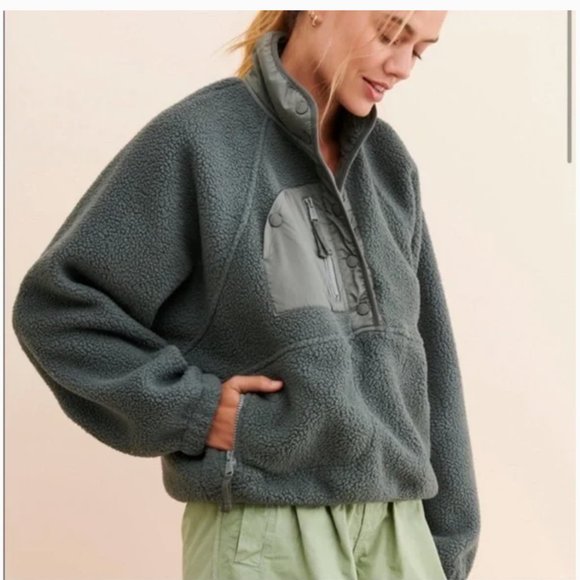 Free People Tops - Free People Hit the Slopes Pullover in Shark XS Fleece Sherpa 1/4 Snap Pullover